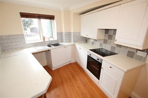 2 bedroom flat for sale, Marine Parade East, Clacton on Sea