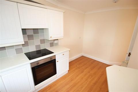 2 bedroom flat for sale, Marine Parade East, Clacton on Sea
