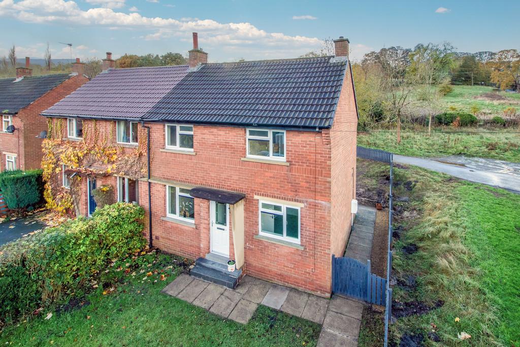 Royds Avenue, New Mill, Holmfirth 3 bed semidetached house for sale