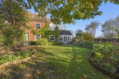 4 bedroom semi-detached house for sale, West End, Beccles