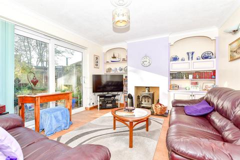 6 Anne Close, Birchington, CT7 9BZ