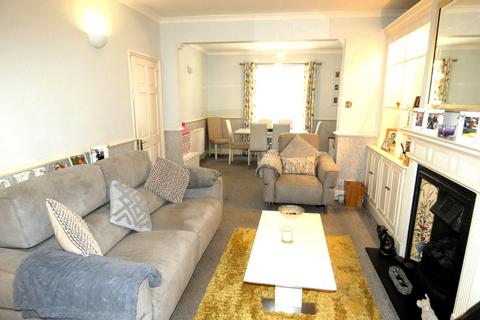 51 Burns Avenue, Feltham, TW14 9LZ