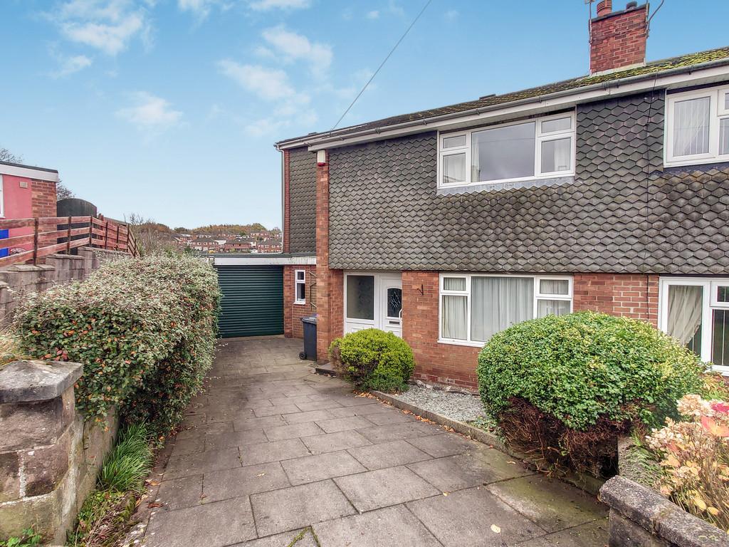 Tilstone Close, Kidsgrove, StokeonTrent 4 bed semidetached house for