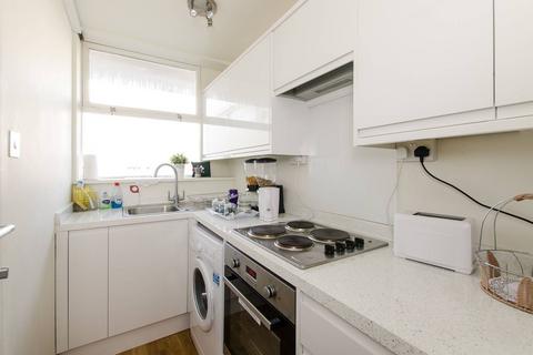 Studio for sale - Churchill Gardens, Pimlico, London, SW1V