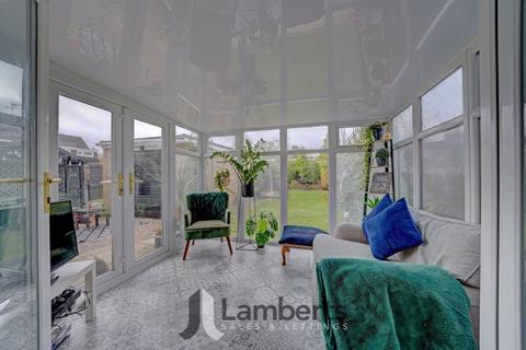 55 Cherington Close, Redditch, B98 0BB