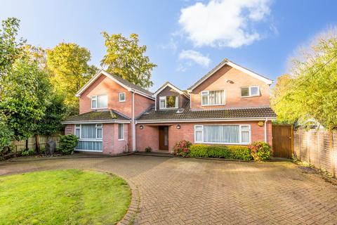 5 bedroom detached house for sale, Cameron House, Lyndhurst Rd