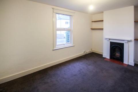 2 bedroom end of terrace house to rent, Albany Road, Chislehurst