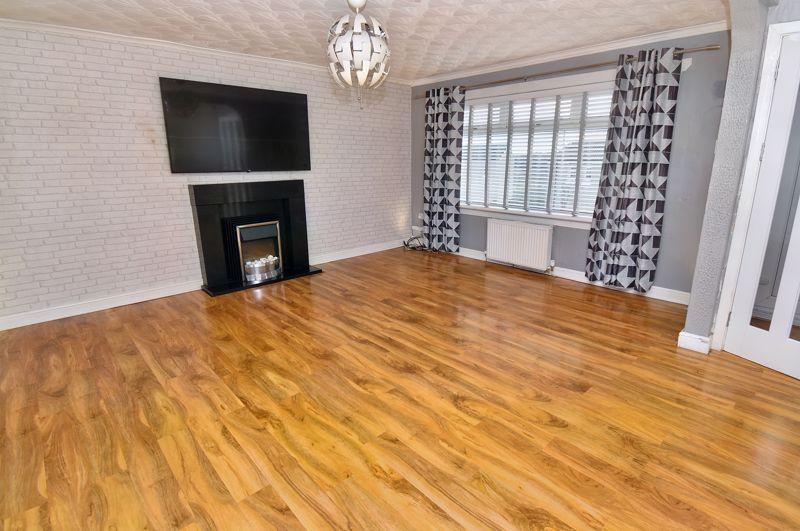 Rennie Road, Kilsyth 3 bed terraced house for sale £112,995