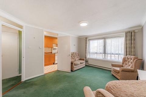 1 bedroom apartment for sale - Halifax Road, Enfield