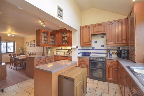 52 Alma Road, Brixham, TQ5 8QR