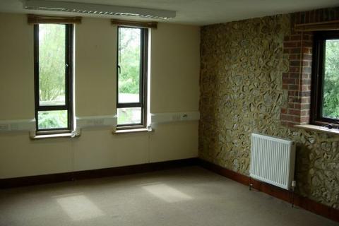 Office to rent, Lympne