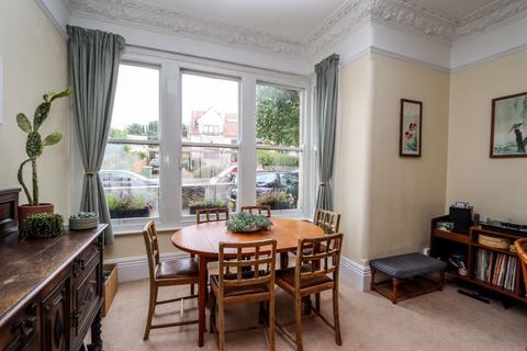 2 bedroom apartment for sale, Kings Road, Clevedon