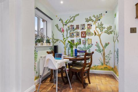 52 Victoria Avenue, Wallington, SM6 7JS