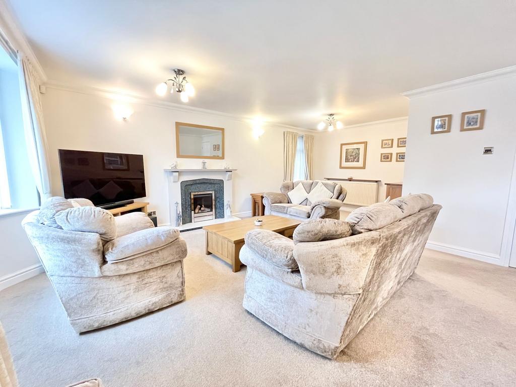 Runnells Lane, Thornton, L23 2 bed detached bungalow for sale £250,000