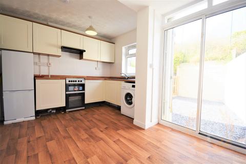 3 bedroom house to rent, Fabian Way, Port Tennant, Swansea