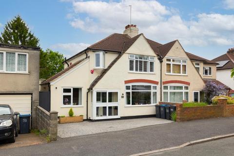 23 Beverley Road, Whyteleafe, CR3 0DW
