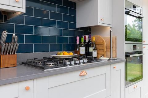 23 Beverley Road, Whyteleafe, CR3 0DW