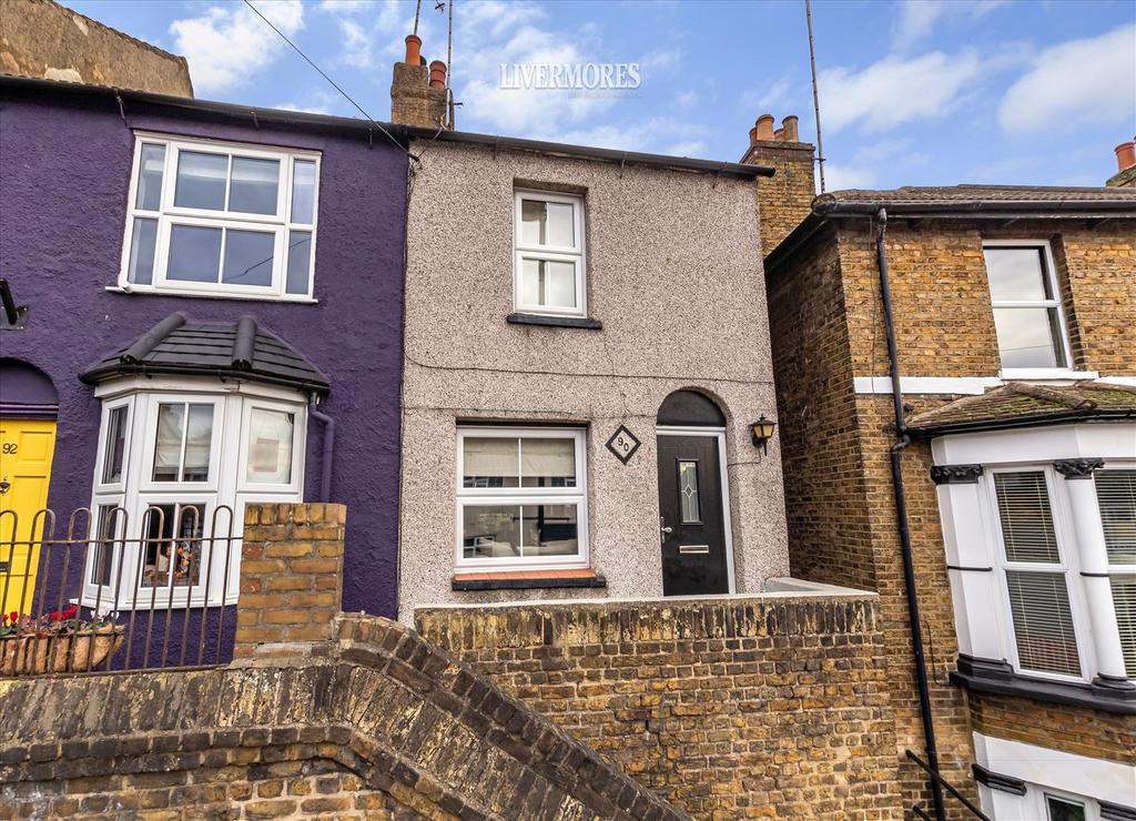 Crayford High Street, Crayford, Kent 2 bed end of terrace house for
