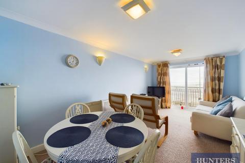 2 bedroom apartment for sale, North Marine Drive, Bridlington