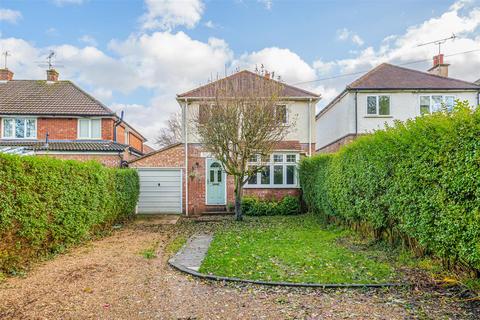 98 Rydes Hill Road, Guildford, GU2 9UG
