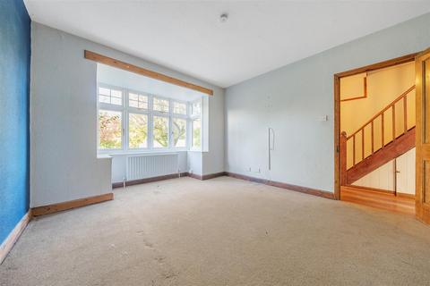 98 Rydes Hill Road, Guildford, GU2 9UG