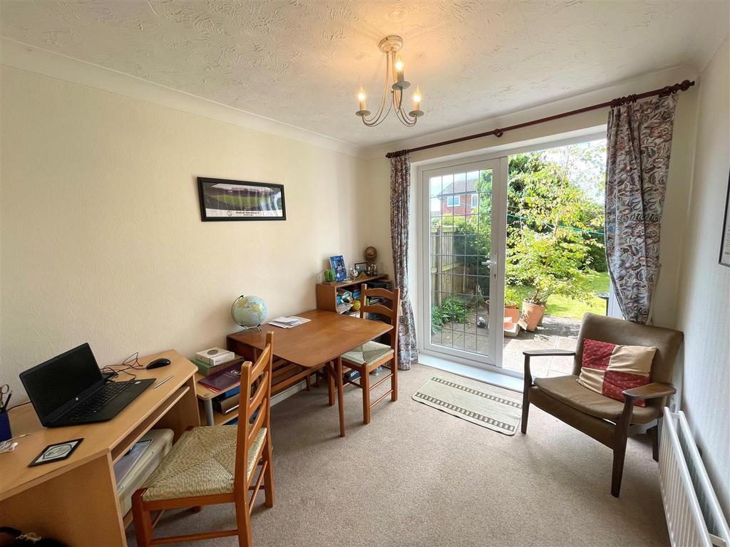 Lea Close, Sandbach 3 bed detached house for sale £295,000