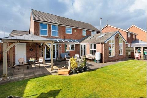 5 bedroom detached house for sale, Cavendish Road, Tean