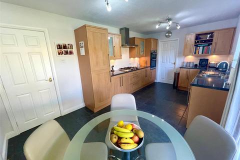 29 Adlington Drive, Sandbach, CW11 1DX