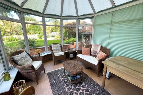 29 Adlington Drive, Sandbach, CW11 1DX