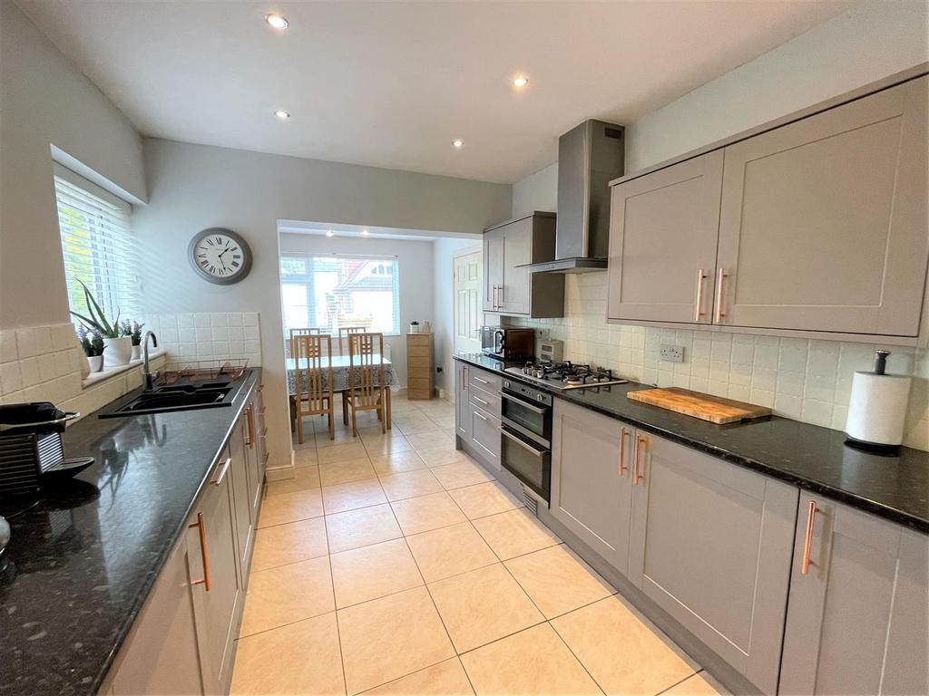 Bailey Crescent, Congleton 3 bed detached house for sale £270,000