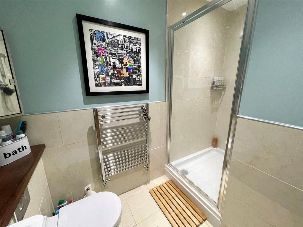 ENSUITE.jpg