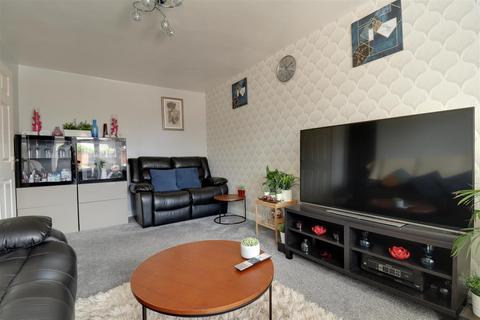 8 Hendon Close, Crewe, CW1 5YG