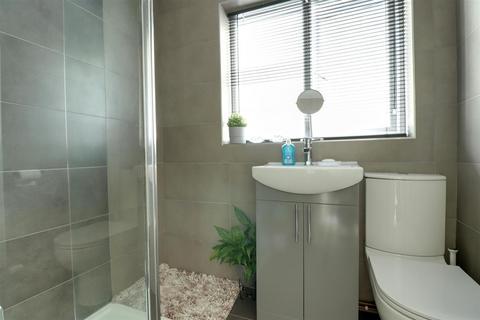 8 Hendon Close, Crewe, CW1 5YG