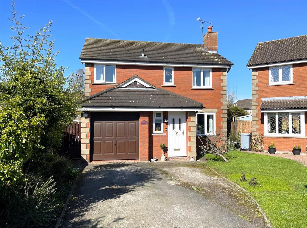 Beech Close, Congleton 4 bed detached house for sale £360,000