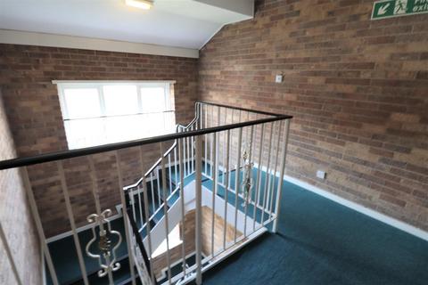 1 bedroom flat for sale, Morgan Close, Crewe