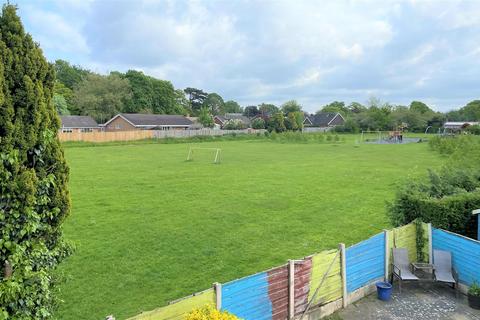 30 Brooklands Road, Congleton, CW12 4LU