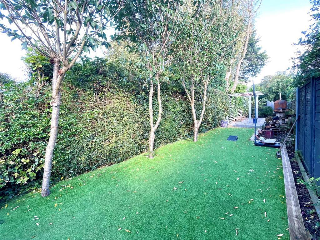 GARDEN.jpg