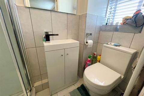 4 Browning Close, Ettiley Heath, Sandbach, CW11 3ZH
