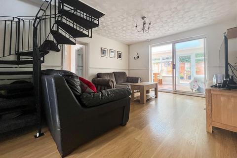 3 bedroom end of terrace house for sale - Wagtail Way, Portchester