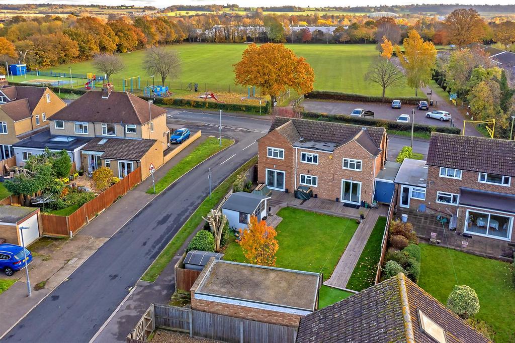 53 Whitehorse Lane-3.jpg