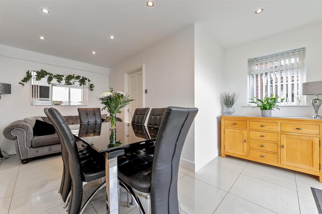 53 Whitehorse Lane-27.jpg