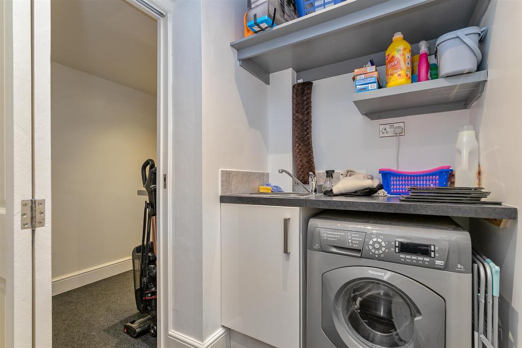 53 Whitehorse Lane-33.jpg
