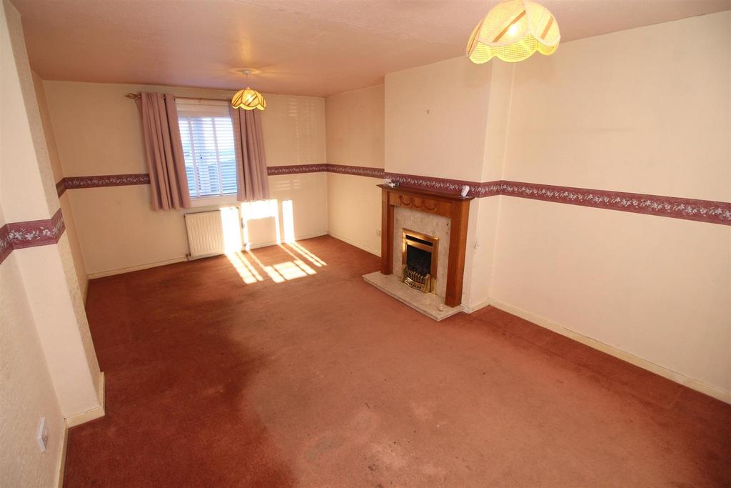 Tower Drive, Gourock 3 bed terraced house for sale £120,000