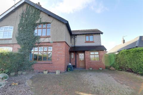 4 bedroom semi-detached house for sale - Groby Road, Crewe