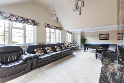 Bellevue Main Road, Longfield, DA3 7PW