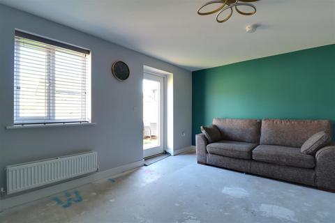 19 Springbank Road, Shavington, Crewe, CW2 5UN