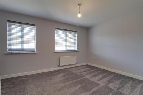 19 Springbank Road, Shavington, Crewe, CW2 5UN