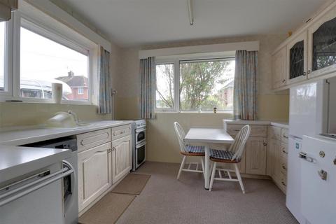 2 bedroom semi-detached bungalow for sale, Poplar Drive, Alsager