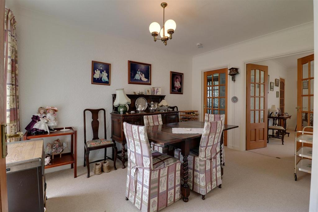 Mere Court, Sandbach Road North, Alsager 2 bed apartment for sale £