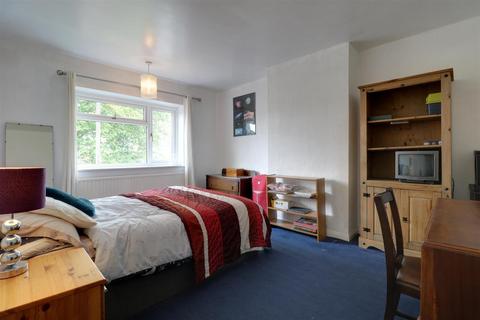 6 The Butts, Alsager, Stoke-on-trent, ST7 2NS
